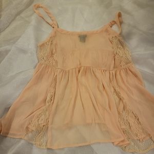 Torrid lace and chiffon peach camisole size 1